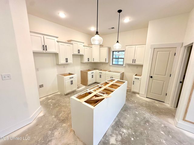 3711 Roland Drive, Southaven, MS 38672