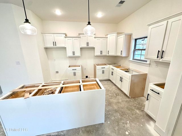 3711 Roland Drive, Southaven, MS 38672