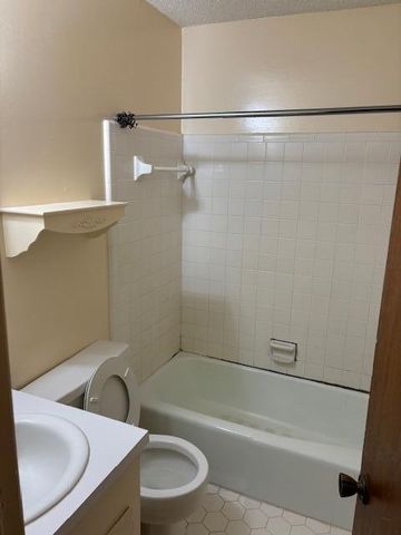 107 N Salem, Sumter, SC 29150