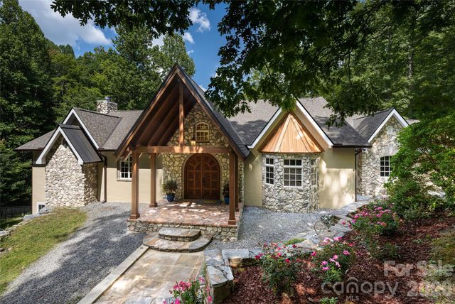 3999 Laurel Park Highway, Hendersonville, NC 28739