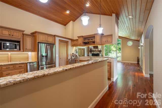 3999 Laurel Park Highway, Hendersonville, NC 28739