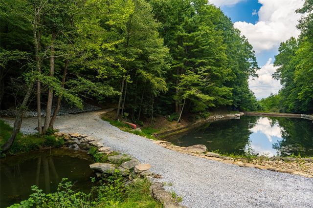 3999 Laurel Park Highway, Hendersonville, NC 28739