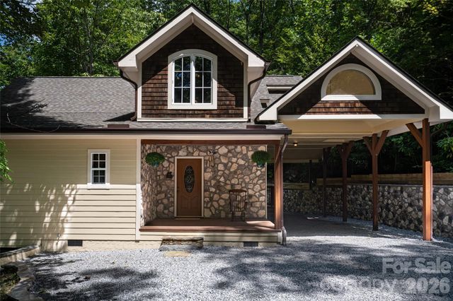 3999 Laurel Park Highway, Hendersonville, NC 28739