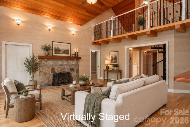 3999 Laurel Park Highway, Hendersonville, NC 28739