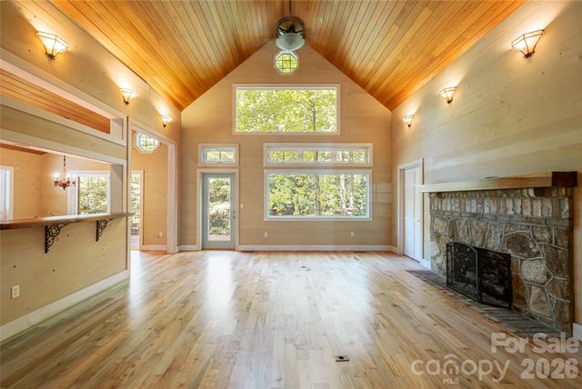 3999 Laurel Park Highway, Hendersonville, NC 28739