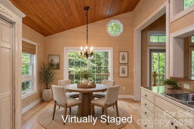 3999 Laurel Park Highway, Hendersonville, NC 28739
