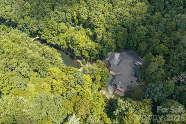 3999 Laurel Park Highway, Hendersonville, NC 28739
