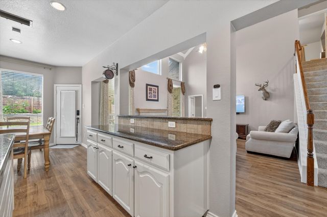 4737 Bristol Trace Trail, Fort Worth, TX 76244