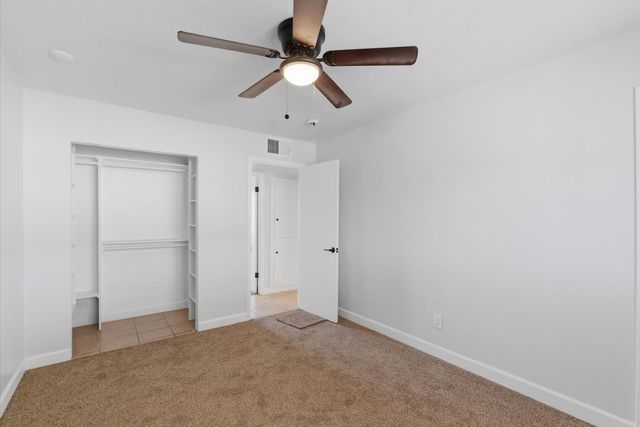 6622 W Peck Drive, Glendale, AZ 85301