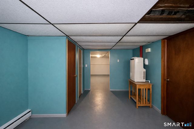 53 Farmstead Circle, Bloomfield, CT 06002