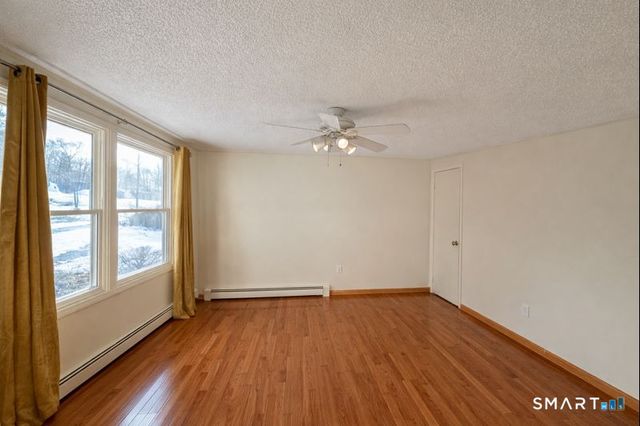 53 Farmstead Circle, Bloomfield, CT 06002