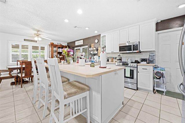 7458 GATES CIRCLE, Spring Hill, FL 34606