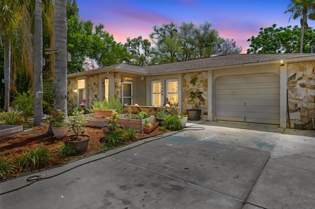 7458 GATES CIRCLE, Spring Hill, FL 34606