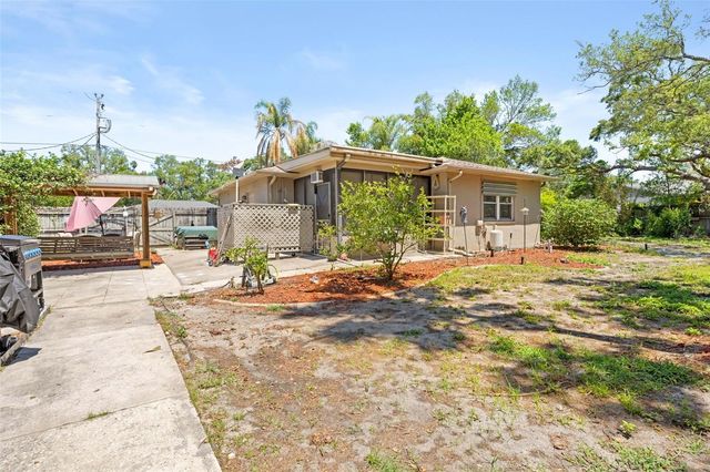 7458 GATES CIRCLE, Spring Hill, FL 34606