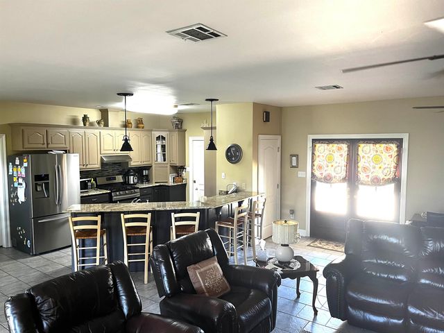 147 West 40th Street, Cut Off, LA 70345