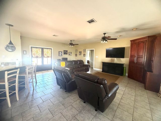 147 West 40th Street, Cut Off, LA 70345