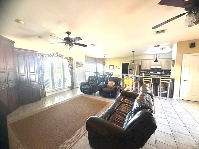 147 West 40th Street, Cut Off, LA 70345