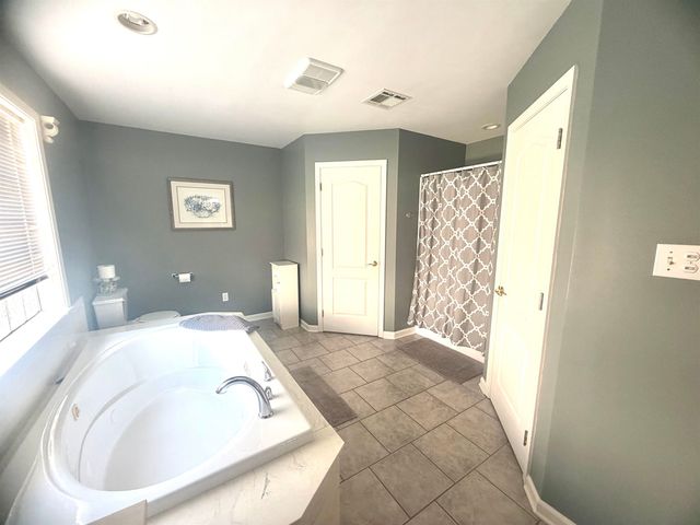 147 West 40th Street, Cut Off, LA 70345