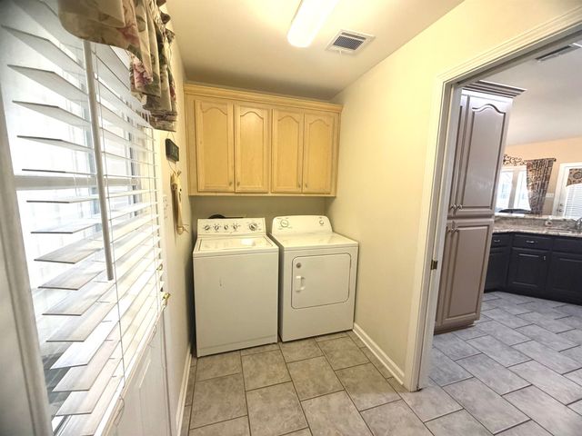 147 West 40th Street, Cut Off, LA 70345