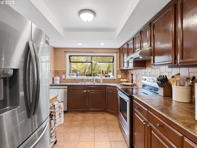 11790 Sw 90TH Ave, Portland, OR 97223