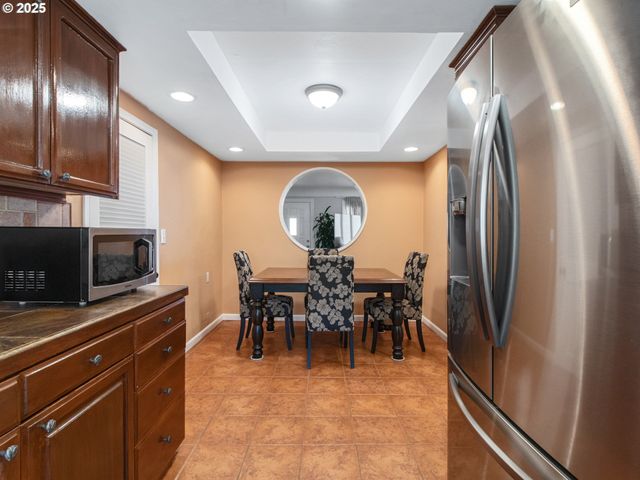 11790 Sw 90TH Ave, Portland, OR 97223