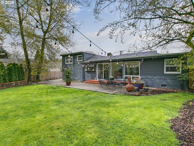 11790 Sw 90TH Ave, Portland, OR 97223