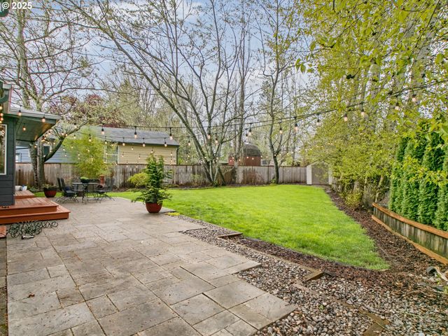 11790 Sw 90TH Ave, Portland, OR 97223