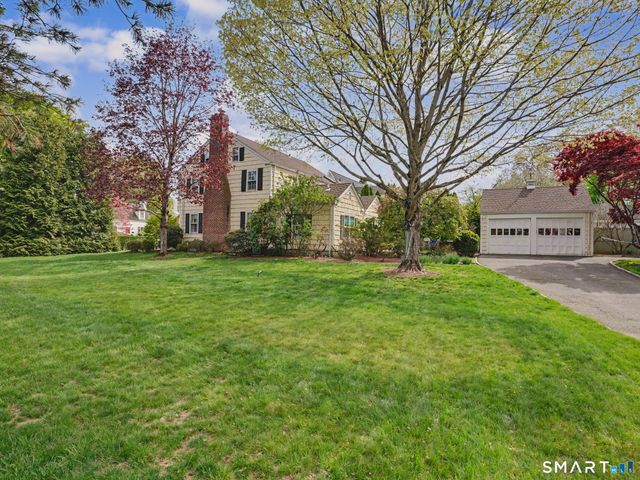 20 Chelsea Street, Fairfield, CT 06824