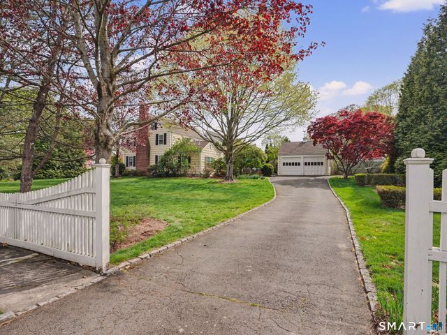 20 Chelsea Street, Fairfield, CT 06824