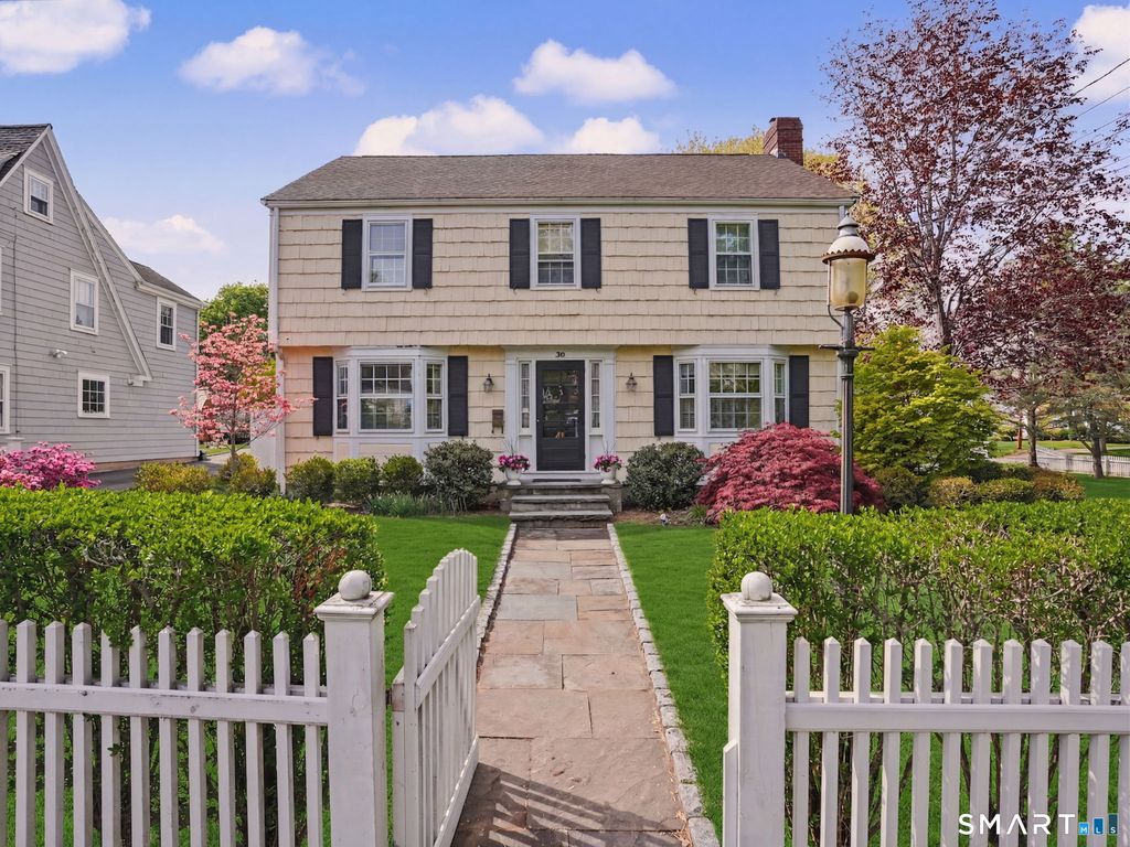 20 Chelsea Street, Fairfield, CT 06824