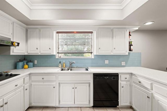 6004 Marlow Lane, Oklahoma City, OK 73132