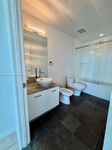 3029 NE 188th St 920, Aventura, FL 33180