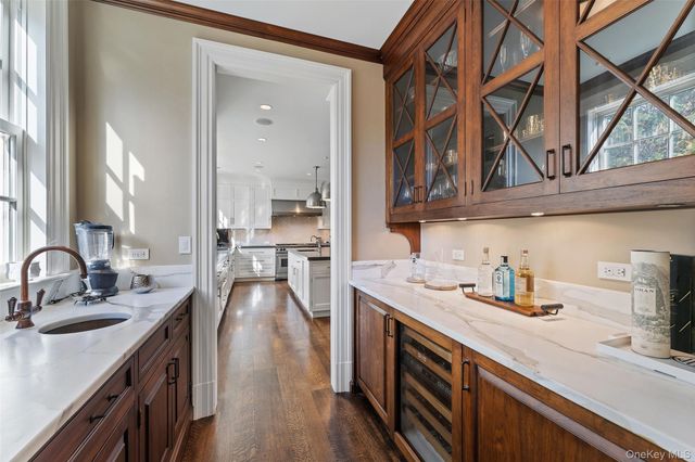 100 Morris Lane, Scarsdale, NY 10583