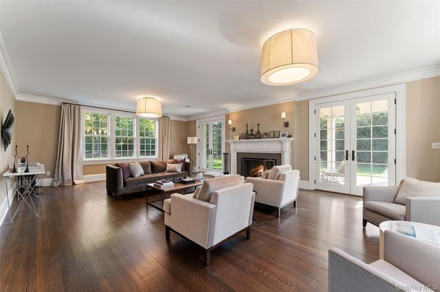 100 Morris Lane, Scarsdale, NY 10583