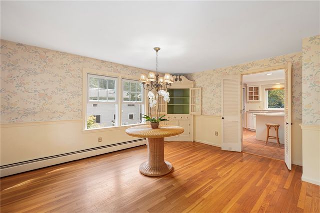 102 Edgewater Road, Narragansett, RI 02882