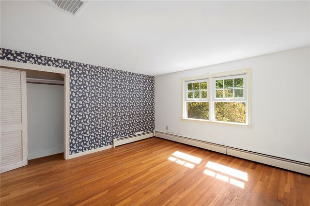 102 Edgewater Road, Narragansett, RI 02882