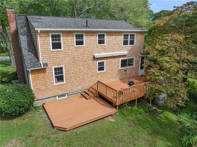 102 Edgewater Road, Narragansett, RI 02882