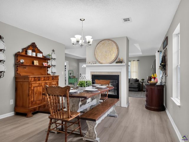 108 Langdon Ct, Bonaire, GA 31005