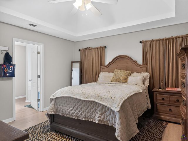 108 Langdon Ct, Bonaire, GA 31005