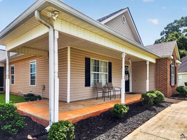 108 Langdon Ct, Bonaire, GA 31005