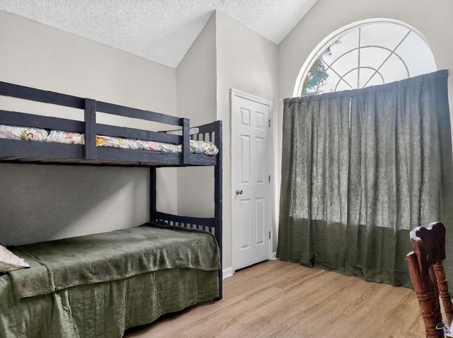 108 Langdon Ct, Bonaire, GA 31005