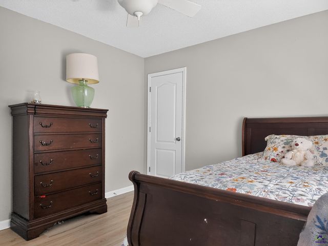 108 Langdon Ct, Bonaire, GA 31005