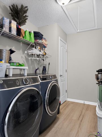 108 Langdon Ct, Bonaire, GA 31005