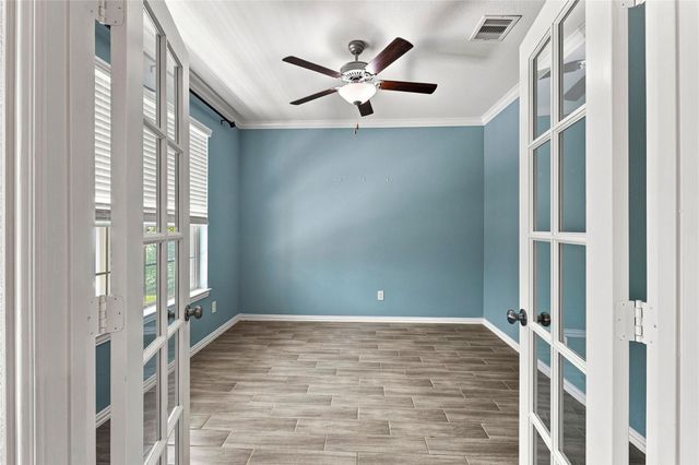 309 Lochvale Peak Court, Montgomery, TX 77316