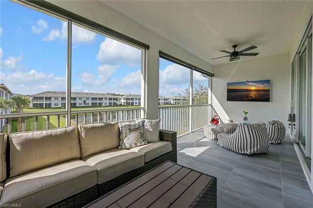 2621 Seychelles CIR # 1806, Naples, FL 34112