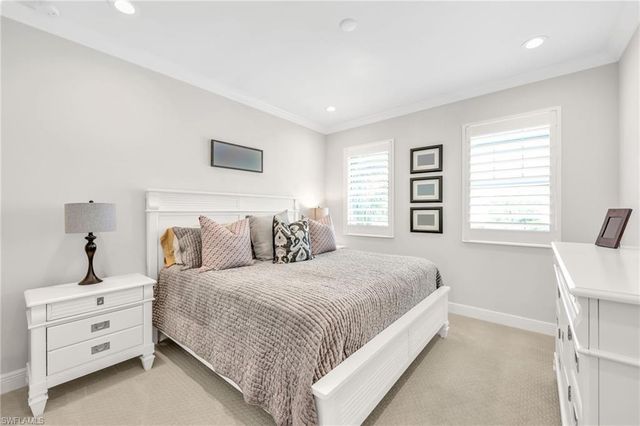 2621 Seychelles CIR # 1806, Naples, FL 34112