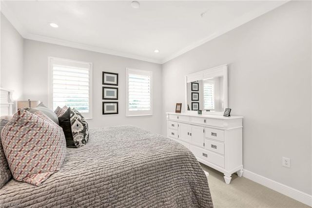2621 Seychelles CIR # 1806, Naples, FL 34112