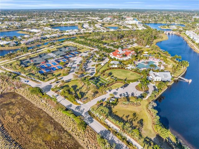 2621 Seychelles CIR # 1806, Naples, FL 34112