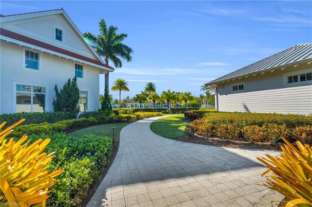 2621 Seychelles CIR # 1806, Naples, FL 34112
