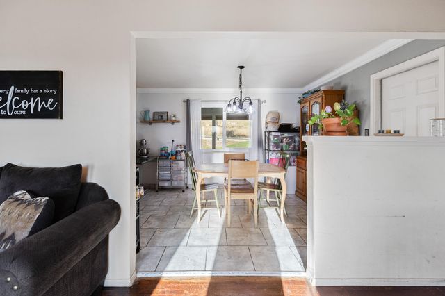 1043 N Highland Drive, Porterville, CA 93257